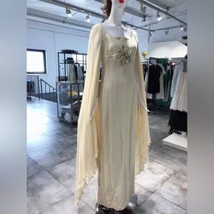 US 10 IVAN MONTESI Floral Cape Maxi Gown NWT